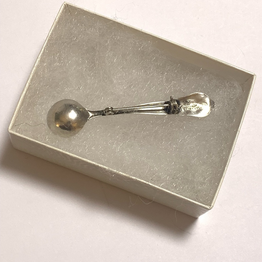 Vintage Easterling sterling silver salt spoon brooch - Picture 6 of 13